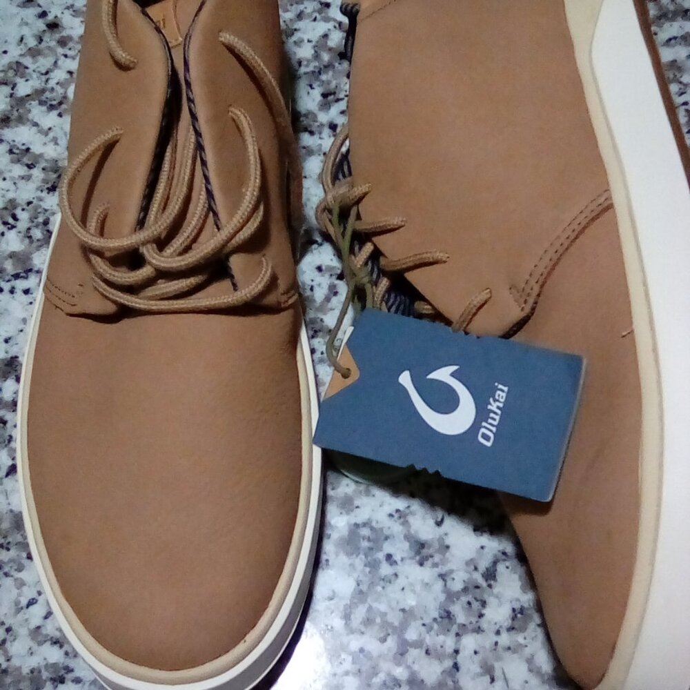OluKai Water Resistance Ankle cut boots - Picture 3 of 10